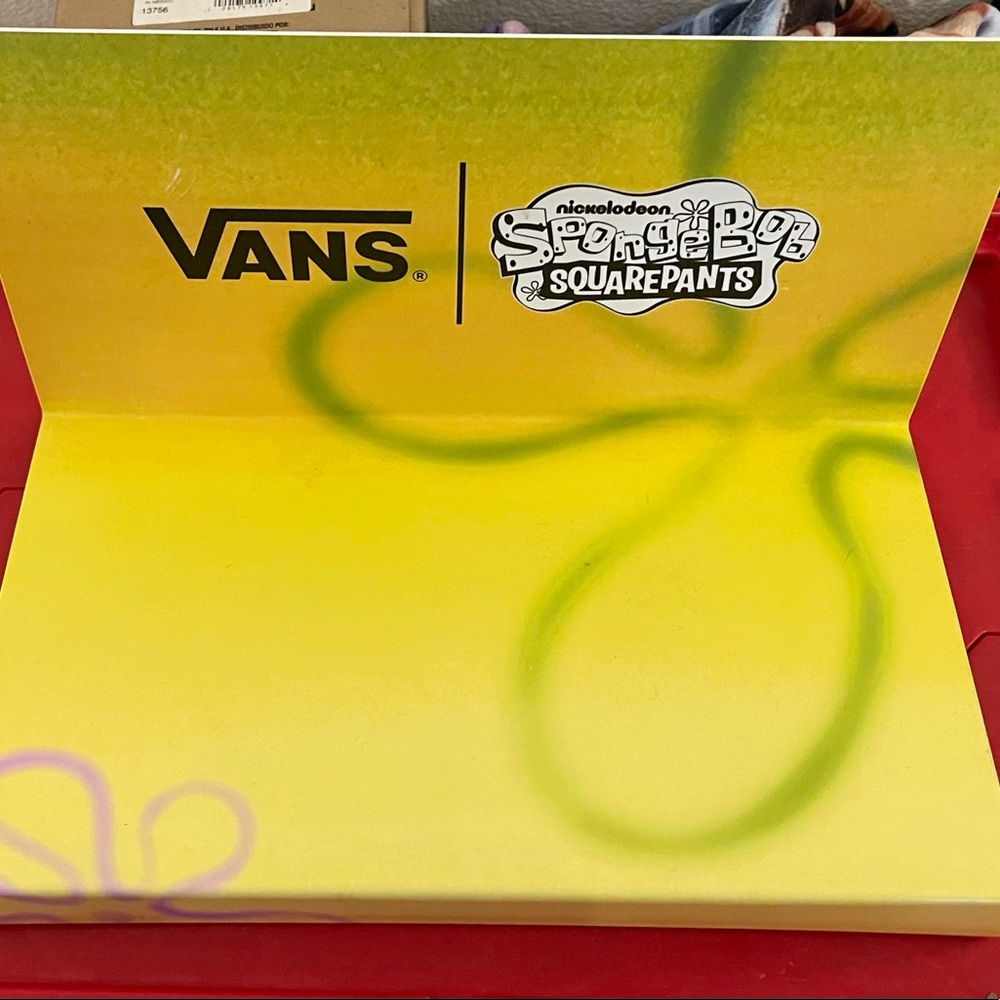 Vans SpongeBob Collection Display Shelf
